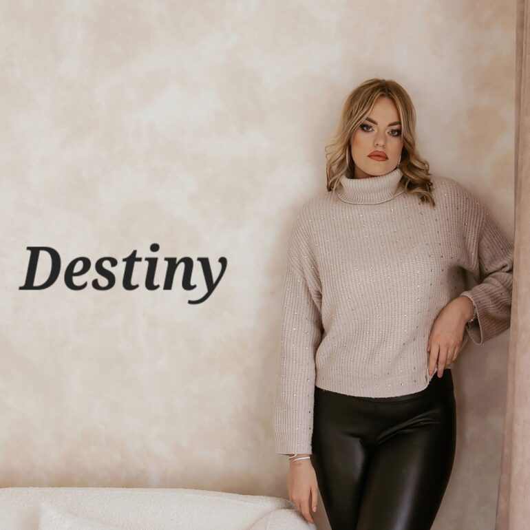 Anina & Damian van Dam – Destiny