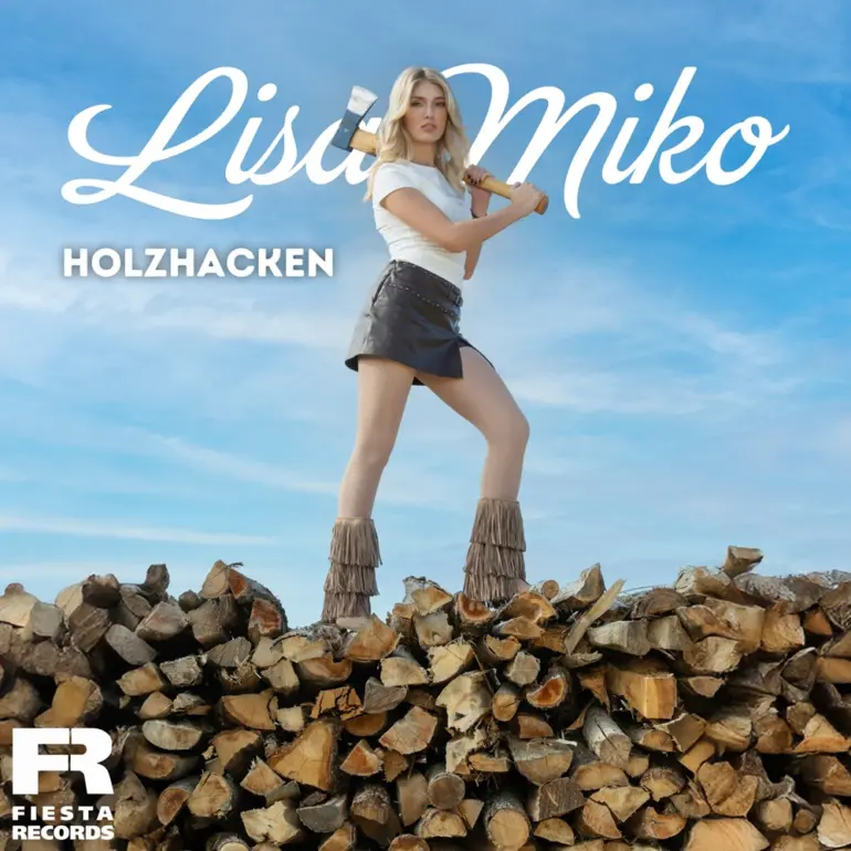 Lisa Miko – Holzhacken